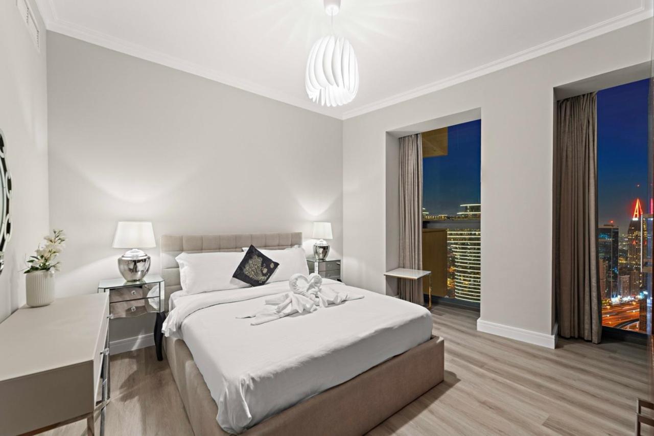 First Class 3Br With Full Burj Khalifa And Fountain View ดูไบ ภายนอก รูปภาพ