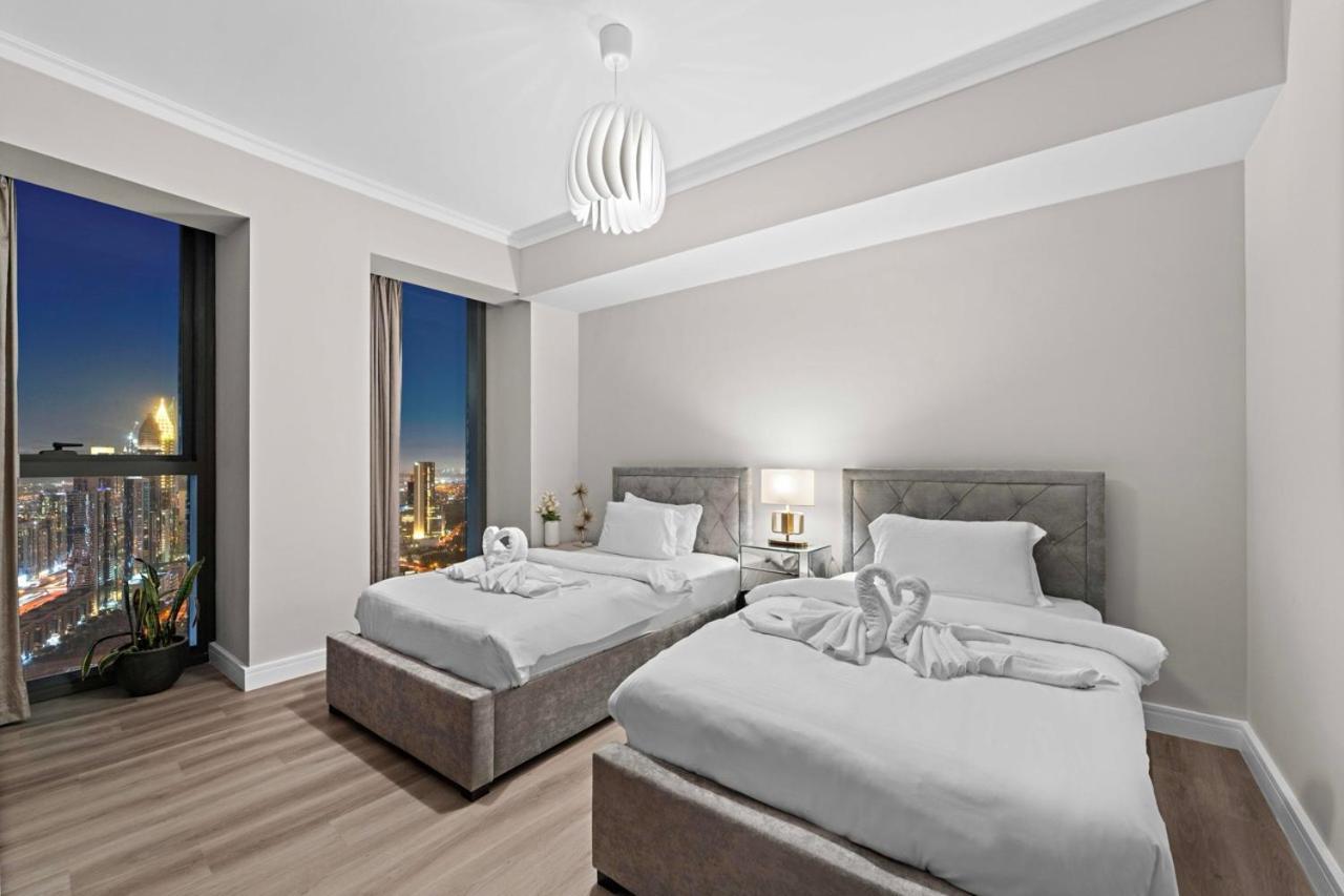 First Class 3Br With Full Burj Khalifa And Fountain View ดูไบ ภายนอก รูปภาพ