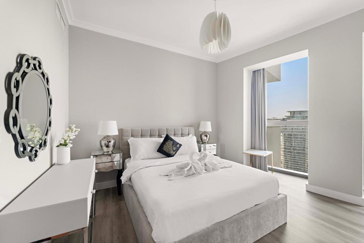 First Class 3Br With Full Burj Khalifa And Fountain View ดูไบ ภายนอก รูปภาพ